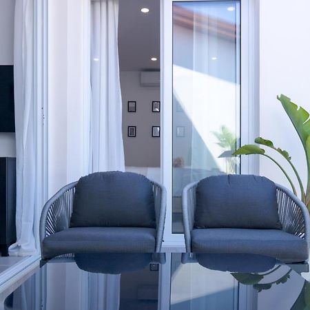 パ フォスPhaedrus Living Limnaria Luxury Flat Vine 121アパートメント エクステリア 写真
