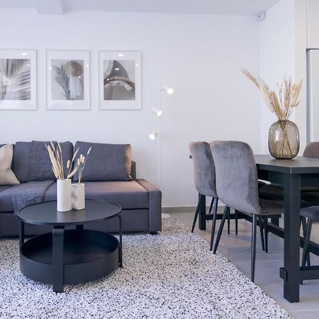 パ フォスPhaedrus Living Limnaria Luxury Flat Vine 121アパートメント エクステリア 写真