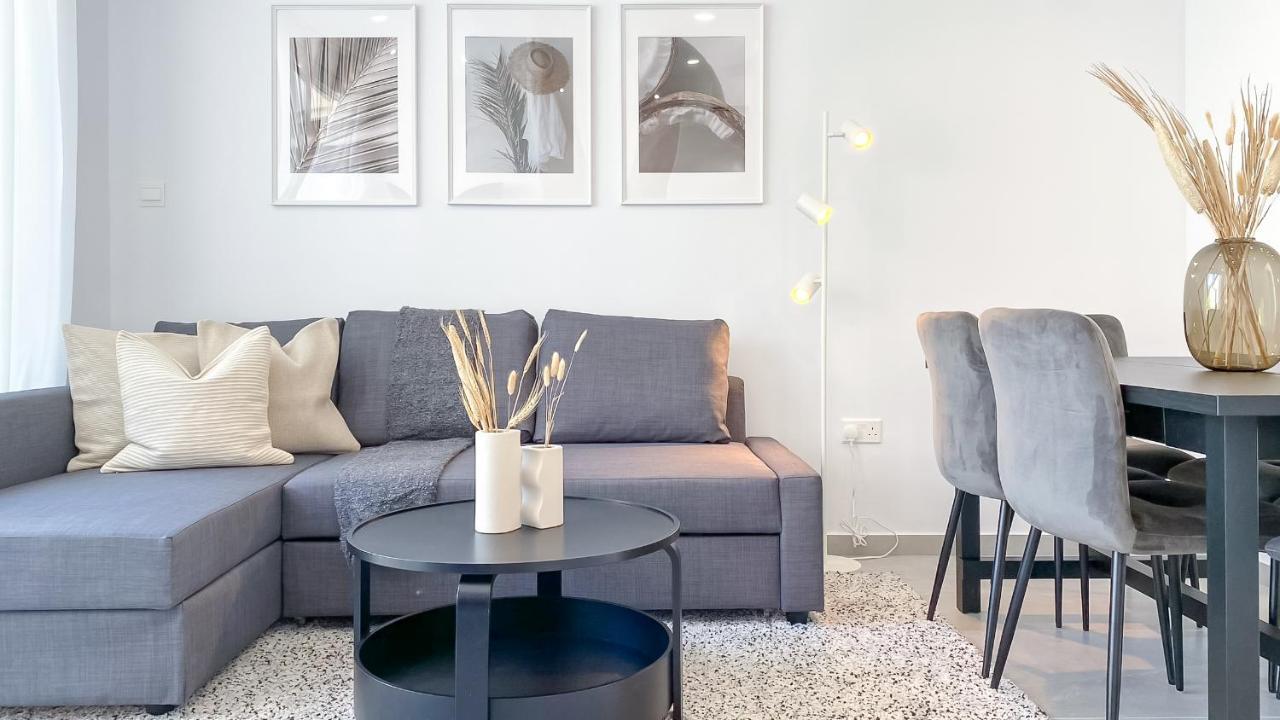 パ フォスPhaedrus Living Limnaria Luxury Flat Vine 121アパートメント エクステリア 写真